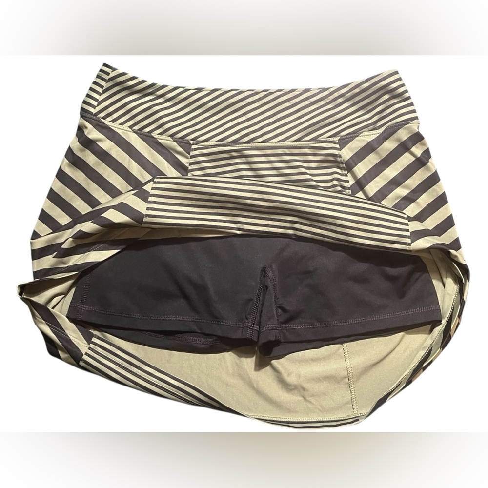 NikeGolf black and green striped Precision 2.0 knit Skort Skirt size Small EUC - Picture 7 of 8